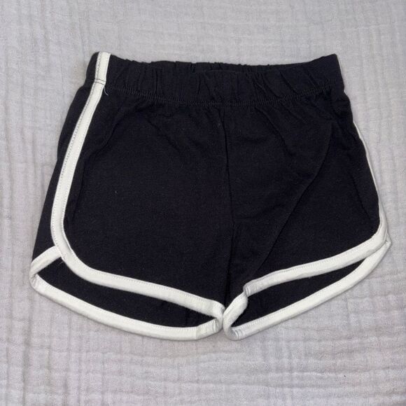 NWOT the Children’s Place 18-24m black dolphin shorts - Picture 1 of 1